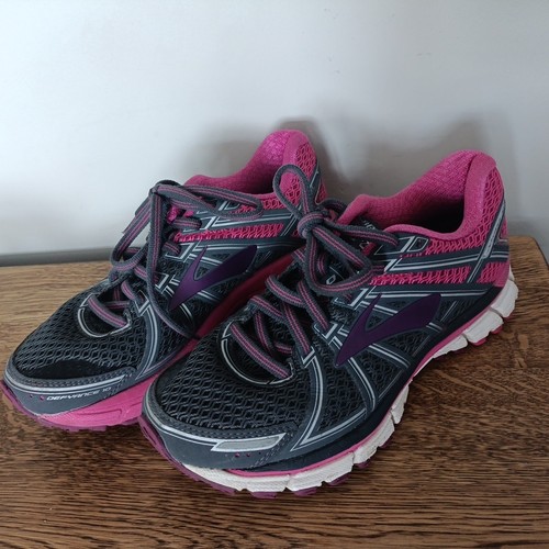 Brooks defiance size - 10,